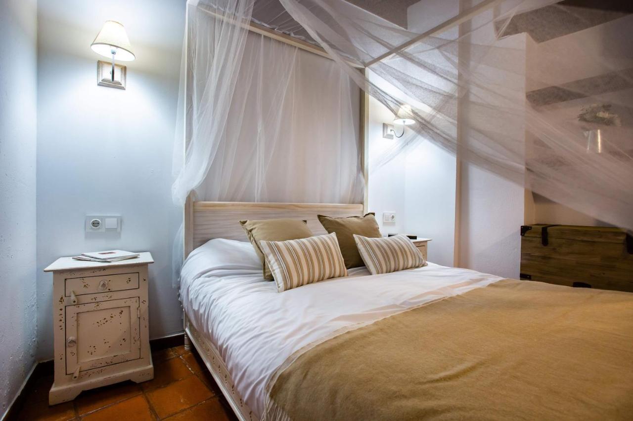 Apartamentos Puente De La Juderia Hervás Extérieur photo